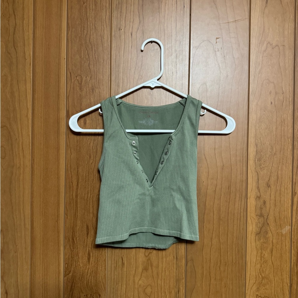 Button Front Tank Top Bundle! - Picture 3 of 4